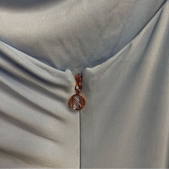 Nookie Aria One Shoulder Gown Blue
Dress maxi stretch Revolve NWT L - Picture 10 of 13